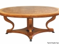 Tavolo Biedermeier in ciliegio con piano in radica di noce e filetti in ebano